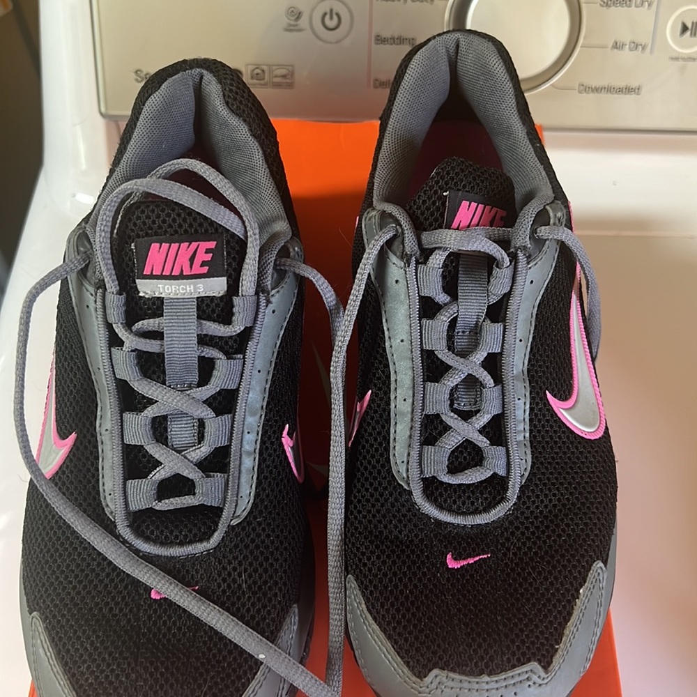 Womens Air Max Torch 3 excellent used condition